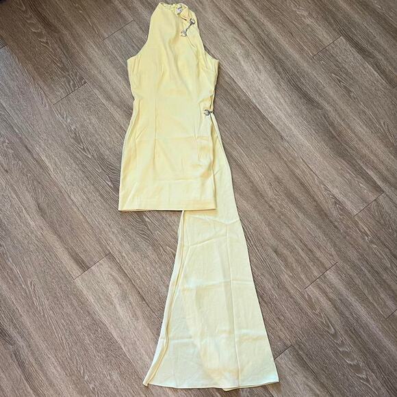 House of CB Dresses & Skirts - House of CB Marla lemon halter mini dress